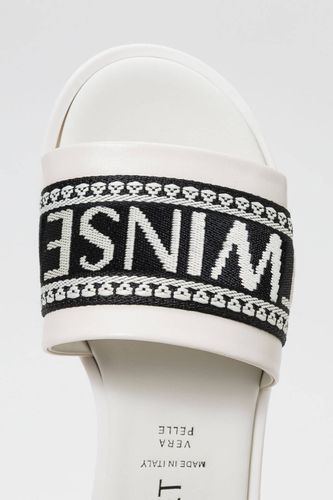 Twinset slippers