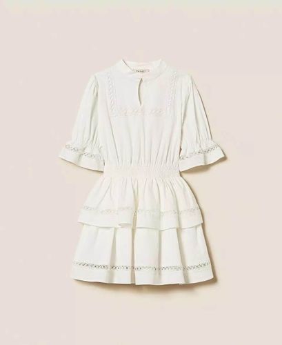 Short poplin dress with lace