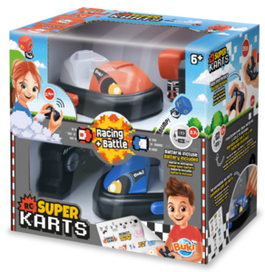 זוג מכוניות מתנגשות על שלט Super Karts – מרוץ ואקשן ללא הפסקה