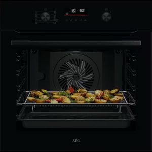תנור בנוי פירוליטי 60 ס"מ אהג AEG OS6PB50AK שחור איי אי ג'י