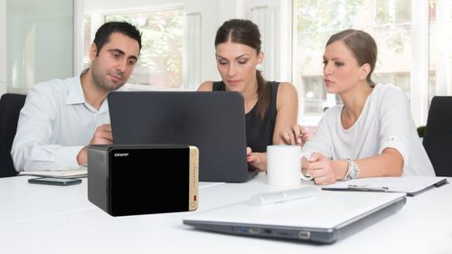 שרת QNAP TS-664 8G Quad-Core NVME NAS 6-Bay
