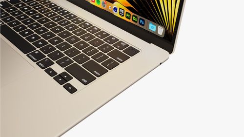 מחשב נייד Apple MacBook Air 13 M5 MDHC4AE/A אפל - מקלדת ערבית