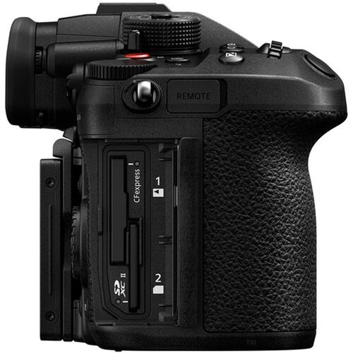 מצלמה Panasonic Lumix GH7 kit Leica 12-60mm יבואן רשמי