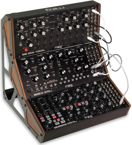 Moog Subharmonicon זווית 4