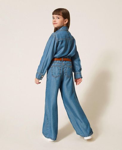 Wide-leg jeans with belt