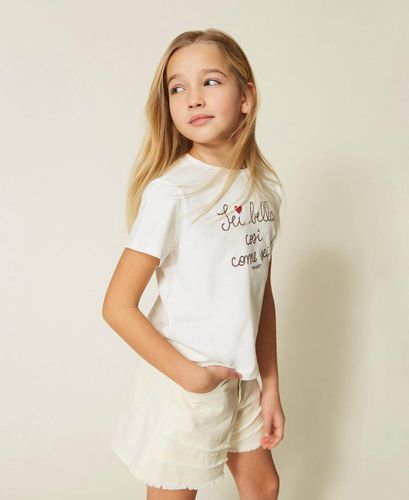 Regular fit T-shirt with embroidery