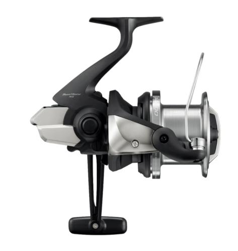 שפולת אלומיניום AR-C של Shimano Beastmaster 14000 XC לטווח הטלה ארוך.