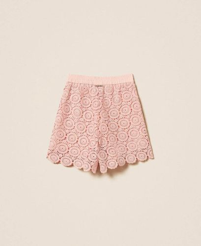 Macramé lace shorts