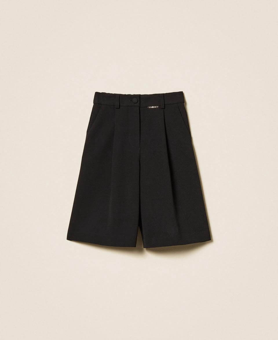 Crêpe Bermuda shorts with pleats