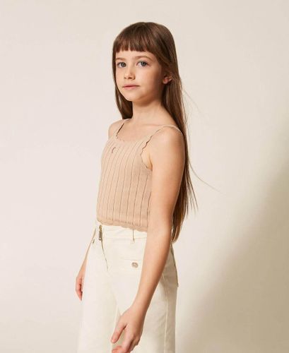 Rib knit cropped top