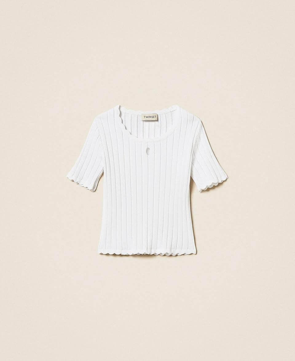 Fitted ribbed jumper