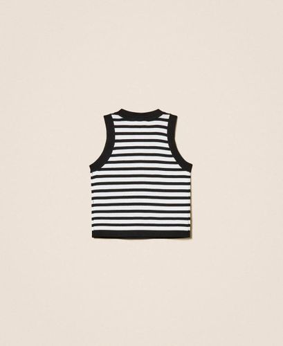 Knit top with buttons
