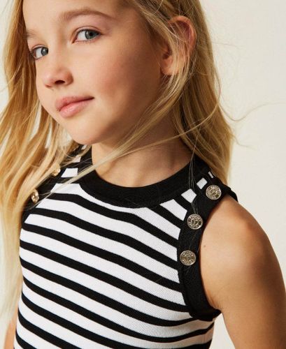 Knit top with buttons