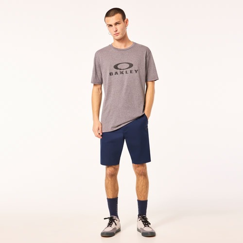 חולצת טי אוקלי אפורה לאימונים וליומיום