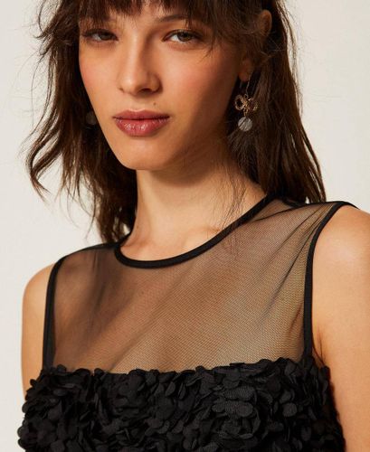 Short tulle dress with flowers