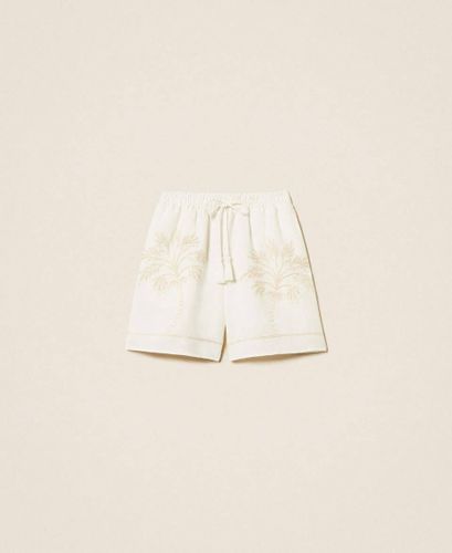Linen blend shorts with embroidery