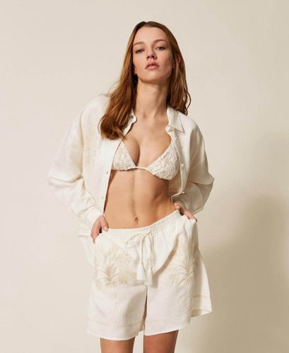 Linen blend shorts with embroidery