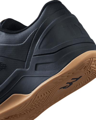 נעלי טריינר CXT3 TRAINER WOMEN BLACK/GUM