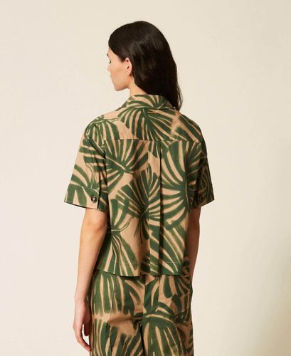 Poplin shirt with print and embroidery