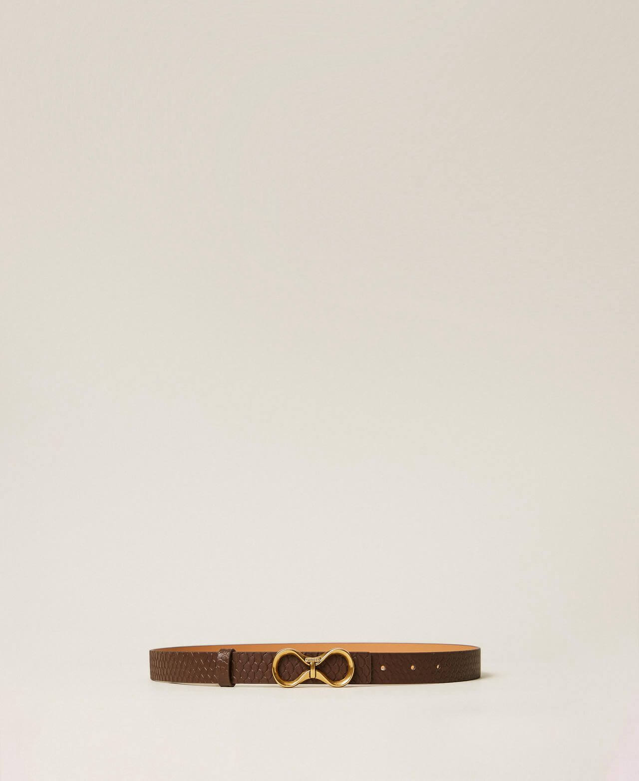 Leather belt with logo buckle