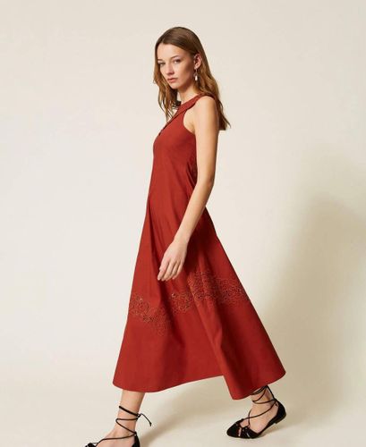 Long poplin and broderie anglaise dress