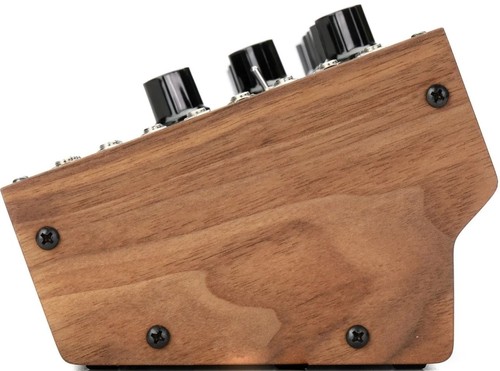 Moog Mother-32 זווית 3