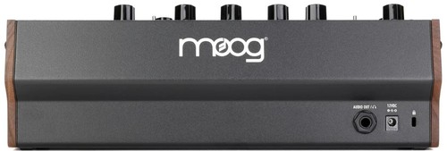 Moog Mother-32 זווית 4