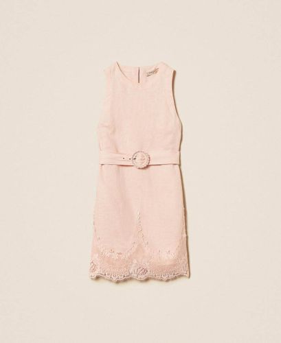 Short linen dress with lace