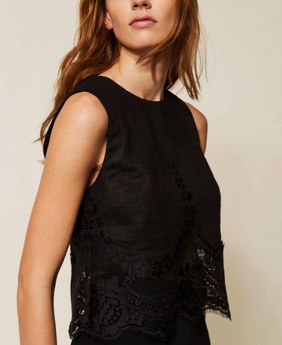 Linen top with lace