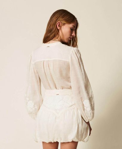 Ramie mini skirt with embroidery