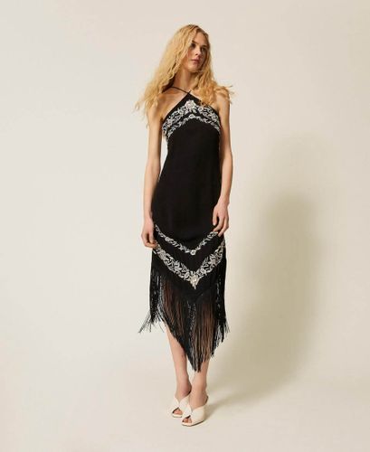 Long dress with floral embroidery