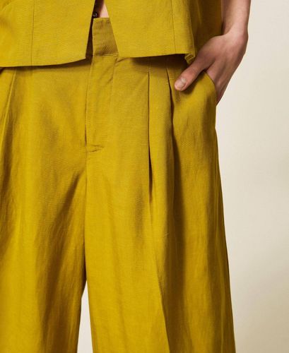 Linen blend wide leg trousers