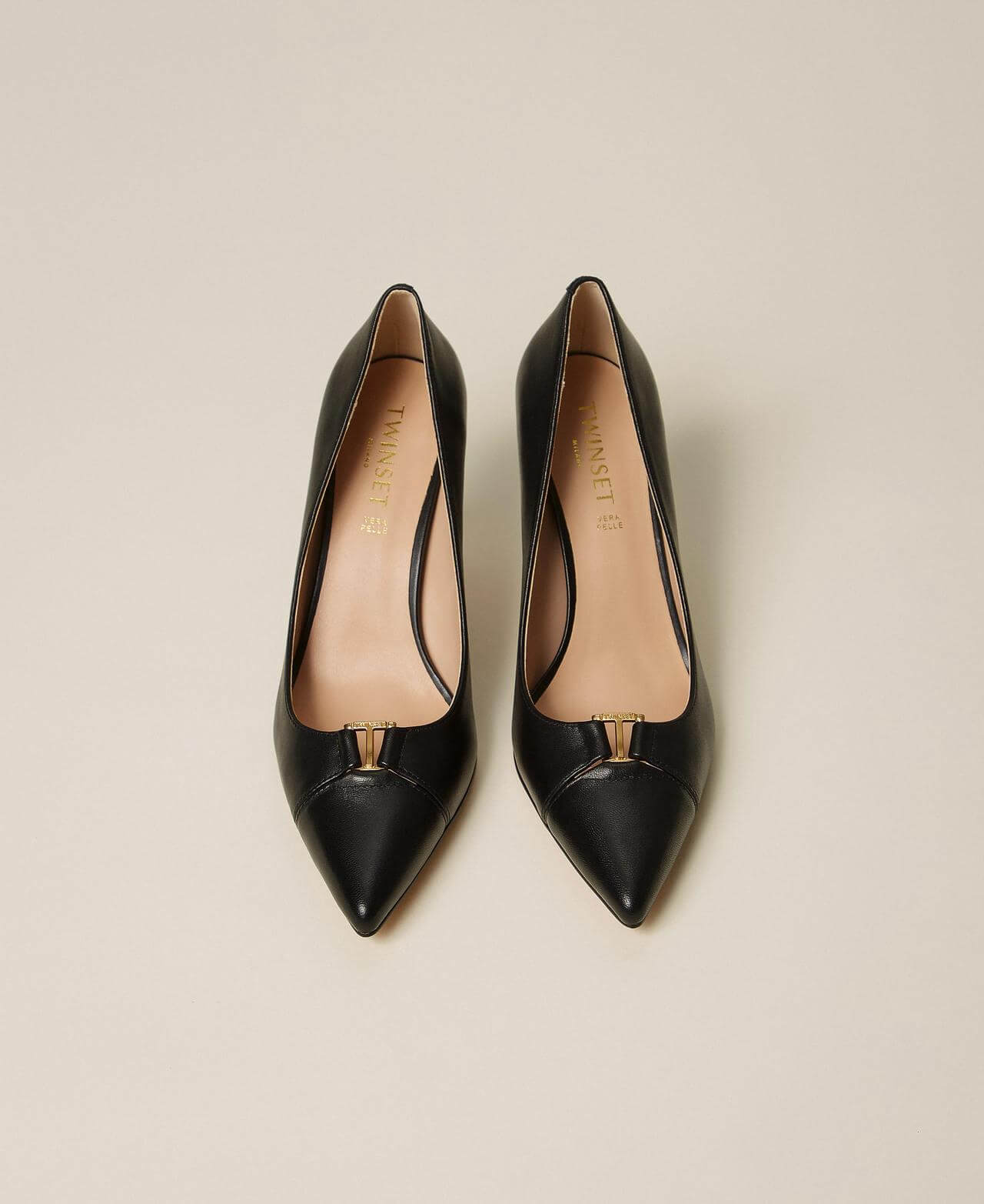 High heeled leather court shoes
