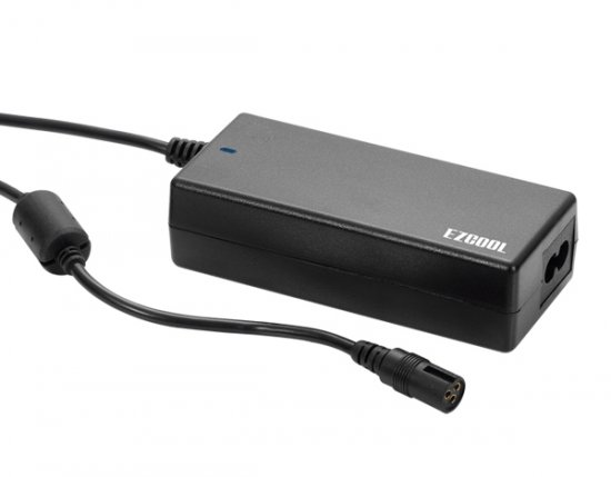 מטען אוניברסלי למחשב נייד Ezcool AD-800 