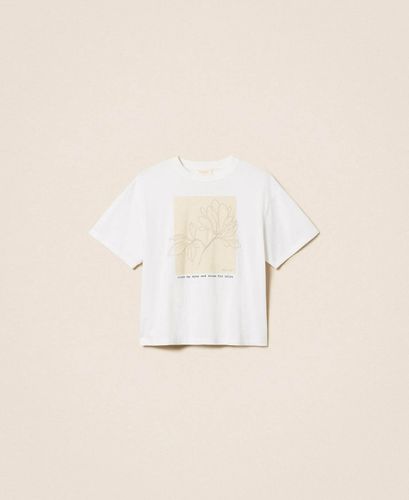 Regular T-shirt with print and embroidery