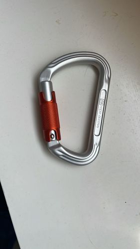 טבעת אלו' D נעילת טריפל TRIPLE LOCK ROPE ACCESS