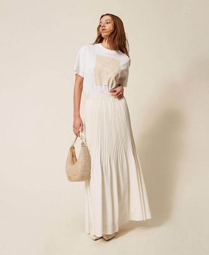 Pleated crêpe de Chine long skirt