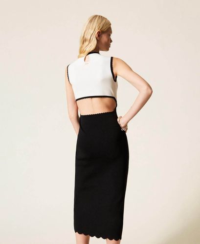 Long two-tone knit dress