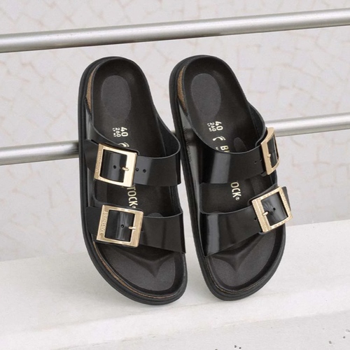 כפכף BIRKINSTOCK ARIZONA DROPLET BUCKLE שחור מידות 35-41 לנשים בגוון שחור לכה