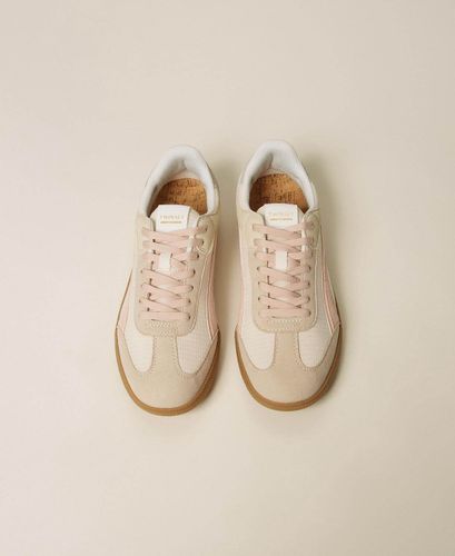 Trainers with contrasting inserts GIGLIO/SABB