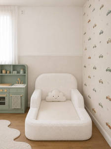 מיטת מעבר ספוג מונטסורית דגם Lucy מבד טדי בצבע Cotton White מאמו
