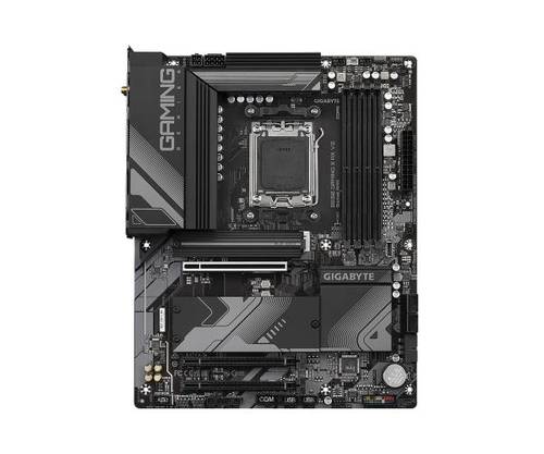 לוח Gigabyte B650 Gaming X AX V2 ATX WIFI BT AMD Zen4 AM5 DD - זווית נוספת