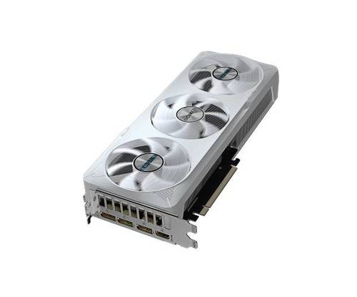 Gigabyte GeForce RTX 5070 EAGLE OC ICE SFF 12G - ₪3,254.00 - - מבט קרוב