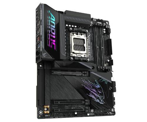 לוח אם Gigabyte X870E AORUS PRO X3D AMD AM5 ATX WIFI7 DDR5 - - מבט קרוב