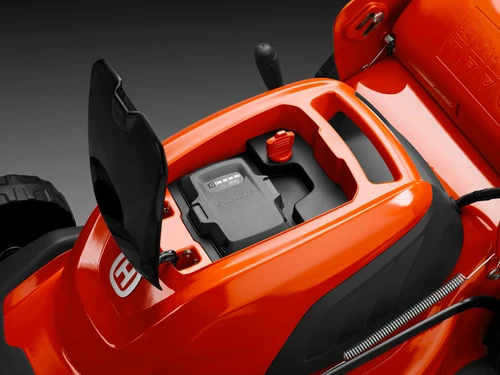 מכסחת דשא נטענת LC 141i תא סוללה פתוח עם סוללת 36V Husqvarna