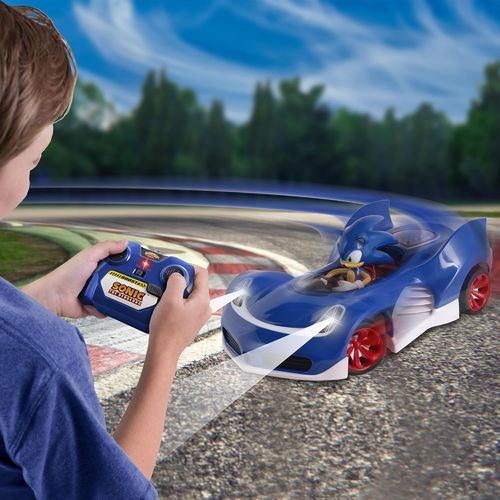 סוניק מכונית על שלט עם טורבו בוסט SONIC