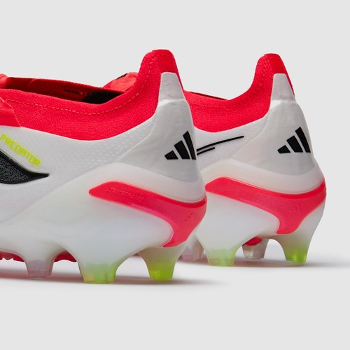 נעלי כדורגל מקצועיות  adidas Predator Elite FT