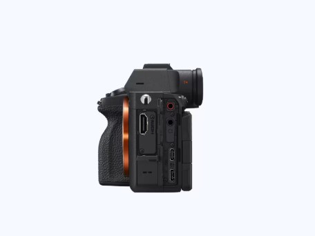מצלמה Sony Alpha A7 V סוני-ישפאר