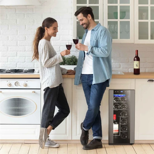 מקרר יינות עד 12 בקבוקים דגם SIRIUS LIVING WCR-65