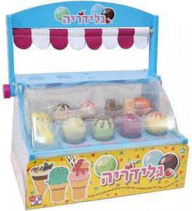 דוכן גלידה מעץ